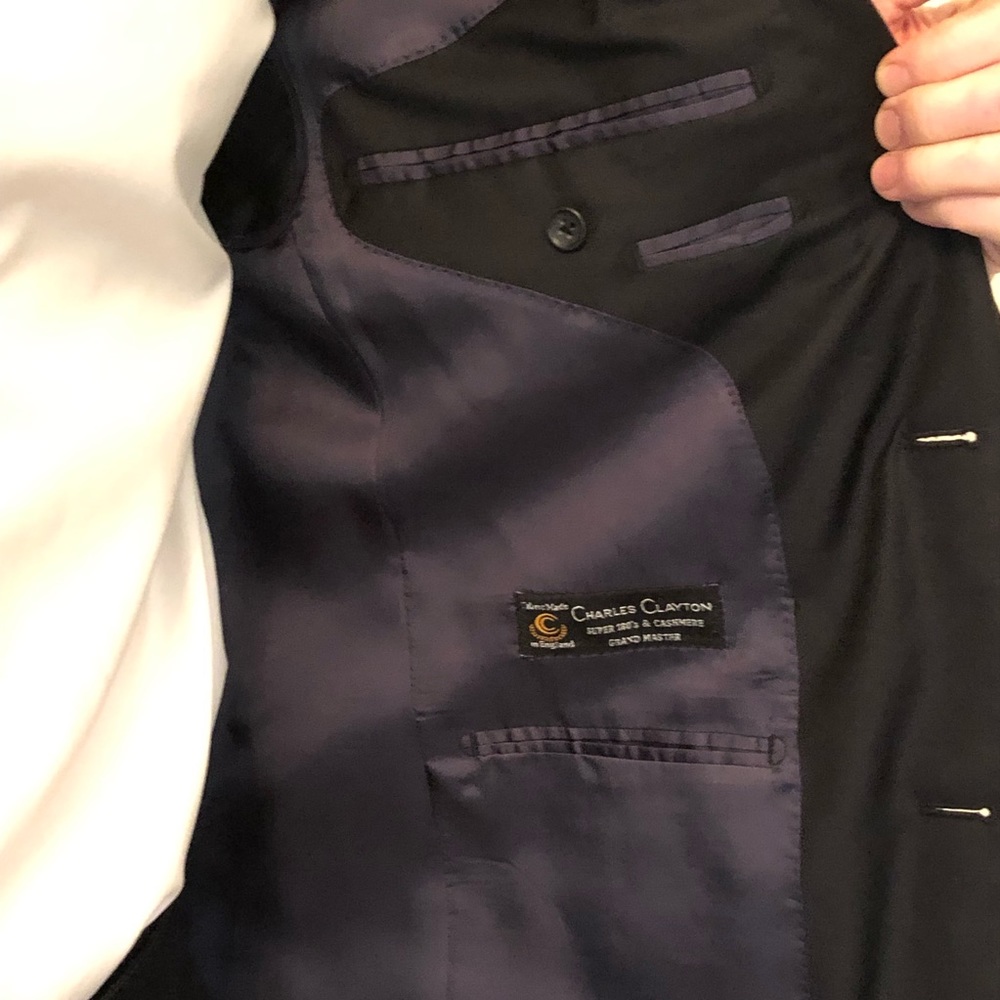 Custom-made suit (jacket+2 pants) - Picture 11 of 12